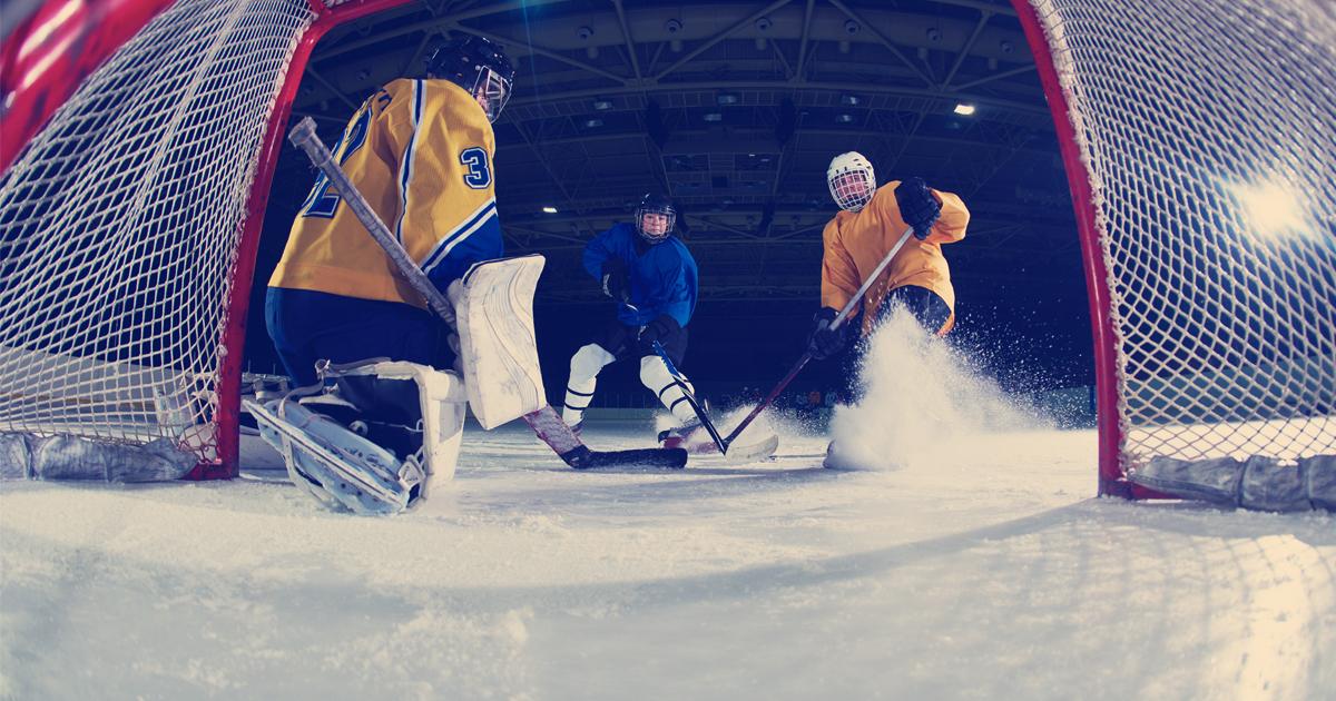 Eishockeyspieler beleidigt Gegner mit „Mennonit“